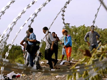 Croacia dejará pasar a los refugiados