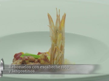 Rebozuelos_con_escabeche_rojo_y_langostinos