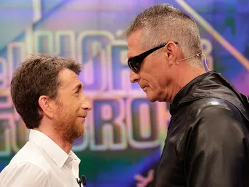 Manolo Sarriá sustituye al Hombre de Negro Manolo Sarriá sustituye al Hombre de Negro