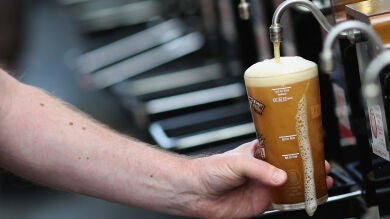 Un estudio afirma que el consumo moderado de cerveza no afecta a la dieta