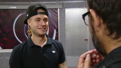 Adrián Rodríguez ensaya para ser Justin Bieber