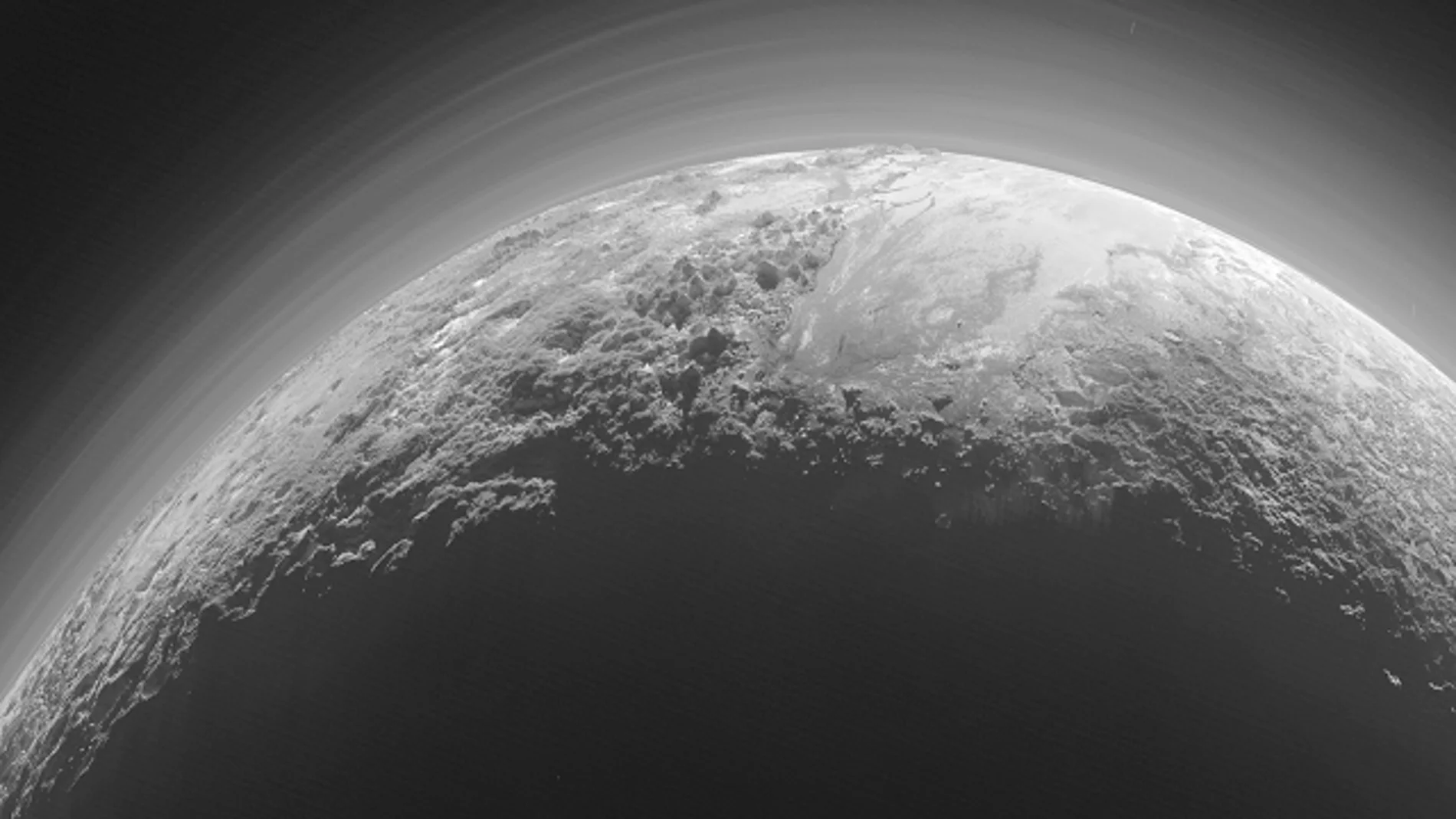 Plutón, retratado por la nave New Horizons Plutón, retratado por la nave New Horizons