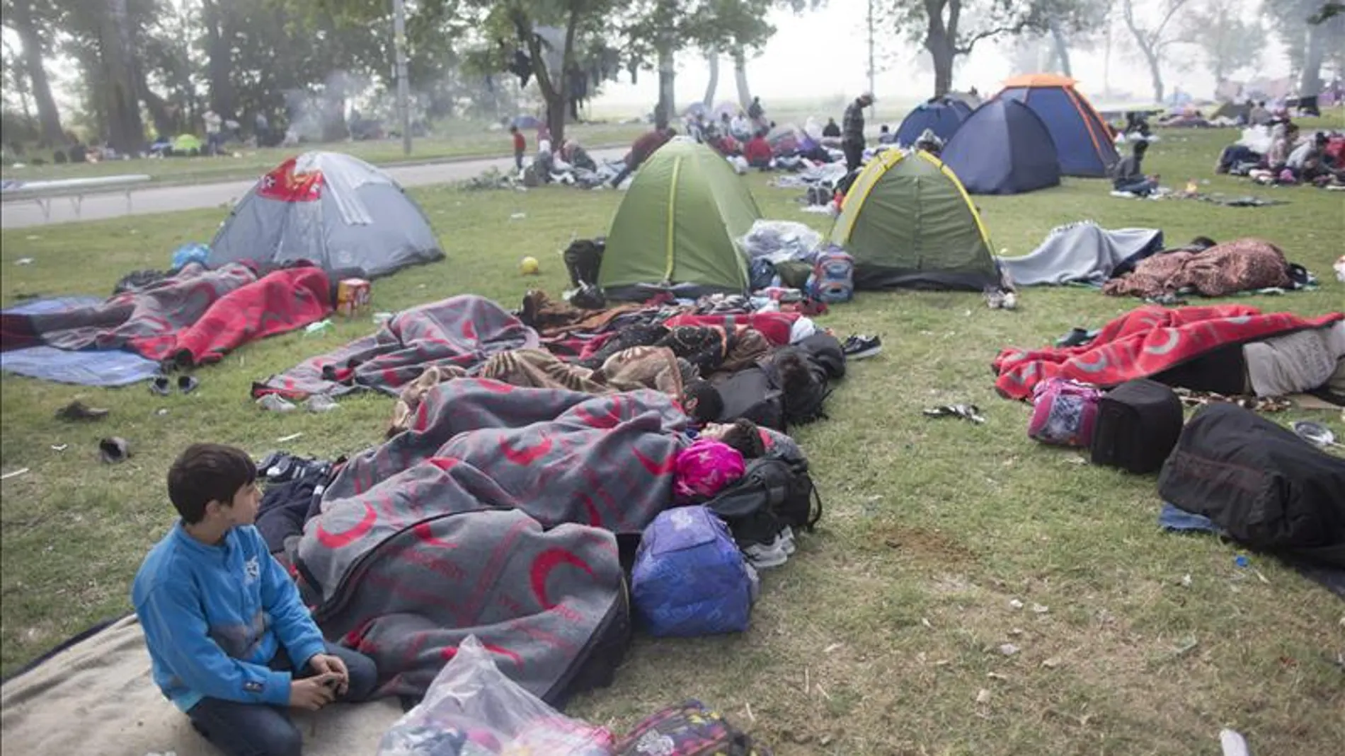 Miles de refugiados esperan su momento Miles de refugiados esperan su momento