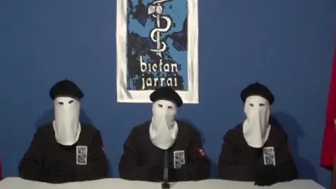 Sorzabal y Pla, el último reducto de ETA que se ocupaba de los presos y los zulos Sorzabal y Pla, el último reducto de ETA que se ocupaba de los presos y los zulos