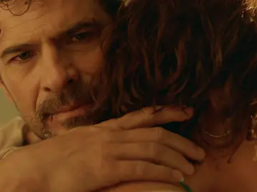 Marta pide ayuda a Héctor Marta pide ayuda a Héctor