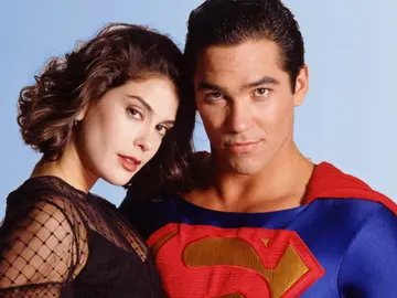 'Lois y Clark: Las nuevas aventuras de Superman' 'Lois y Clark: Las nuevas aventuras de Superman'