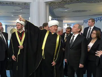 Vladimir Putin durante el acto de inauguración de la mezquita Vladimir Putin durante el acto de inauguración de la mezquita