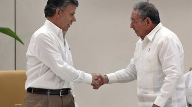 Colombia y las FARC se dan un plazo de seis meses para firmar la paz definitiva
