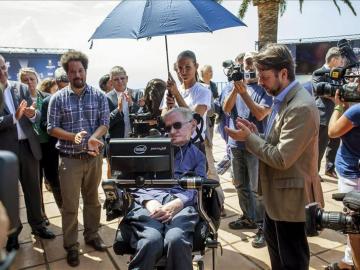 Stephen Hawking durante la presentación del Festival Starmus