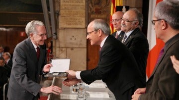 José Montilla entrega la Cruz de San Jordi al compositor
