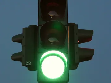La pelea se inició al ponerse en verde el semáforo La pelea se inició al ponerse en verde el semáforo