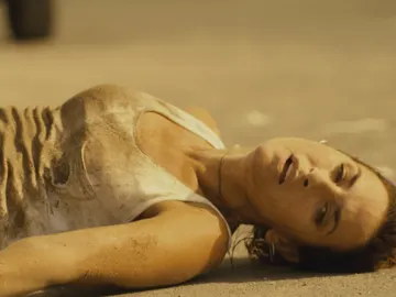 Marta es atacada en los invernaderos Marta es atacada en los invernaderos