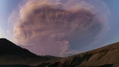 “Tormenta de rayos” en la erupción de un volcán en Chile
