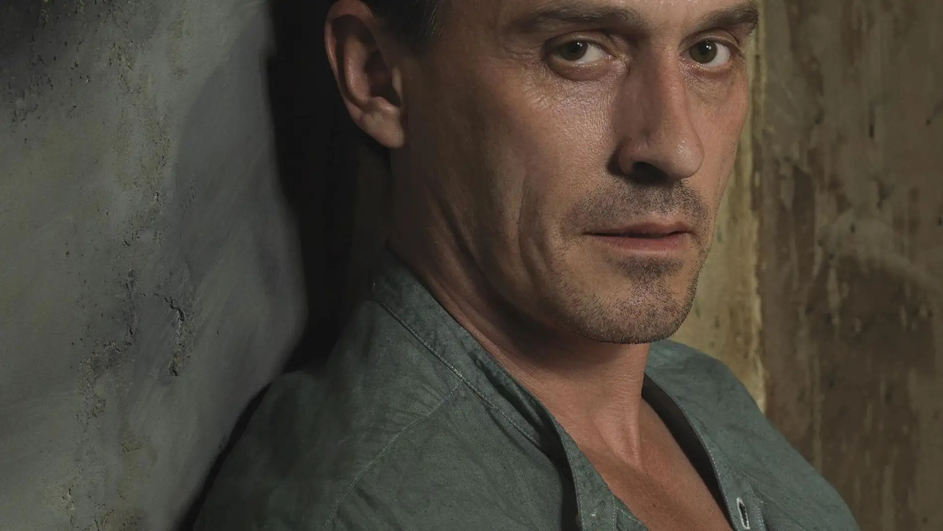 Robert Knepper