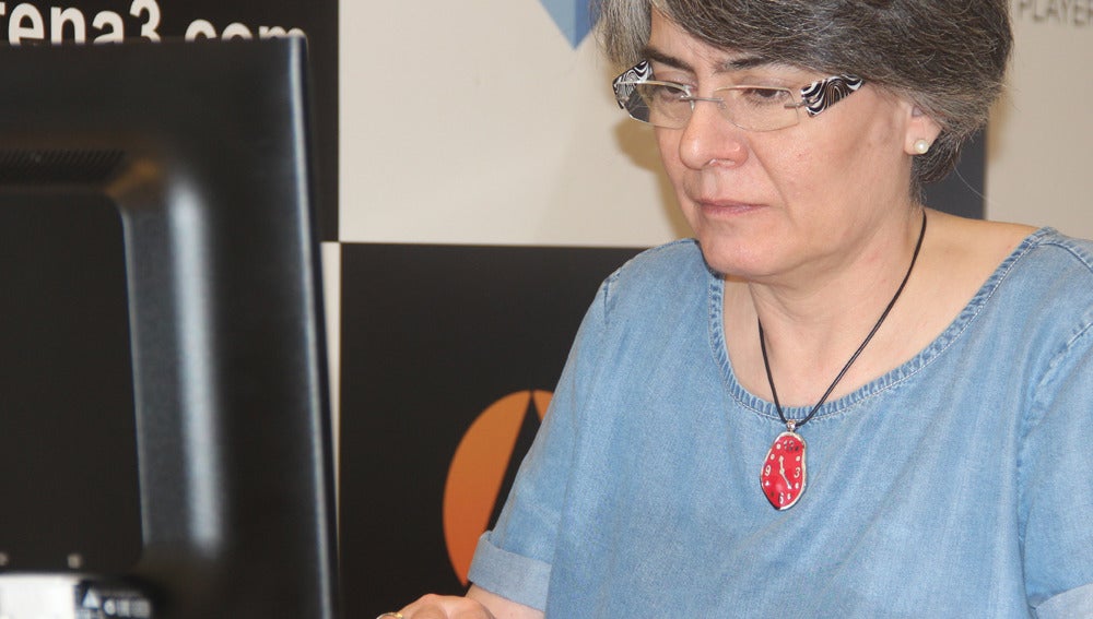 Matilde Asensi durante el encuentro digital en antena3.com