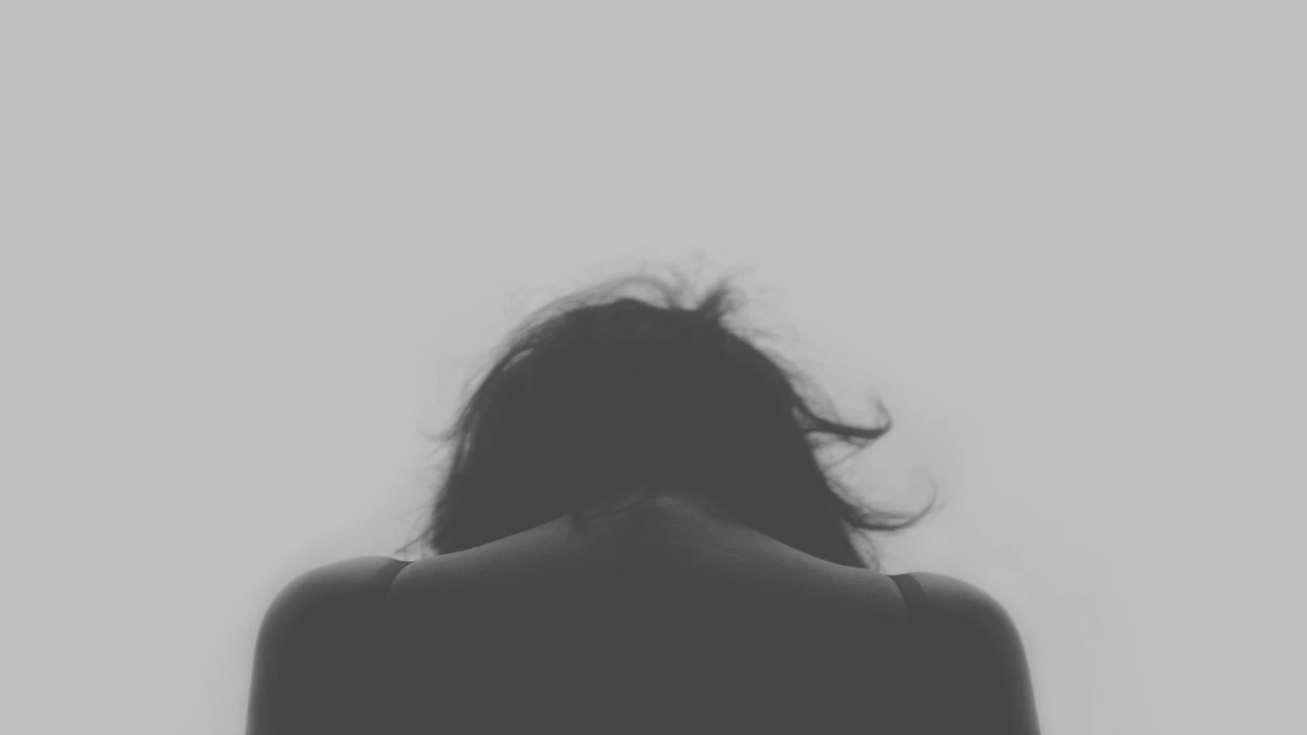 Mujer de espaldas Mujer de espaldas