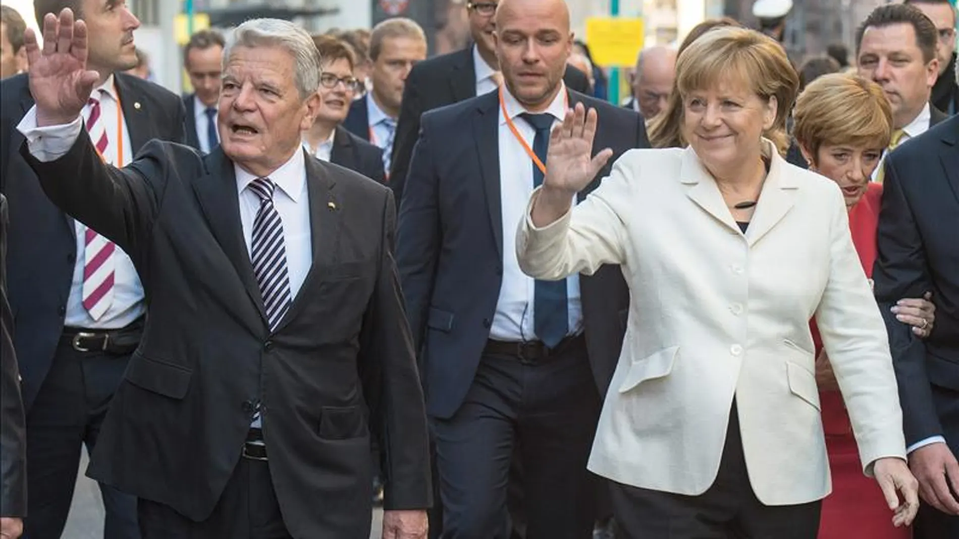 Gauck y Merkel comienzan en Fráncfort la celebración de la Alemania unida Gauck y Merkel comienzan en Fráncfort la celebración de la Alemania unida