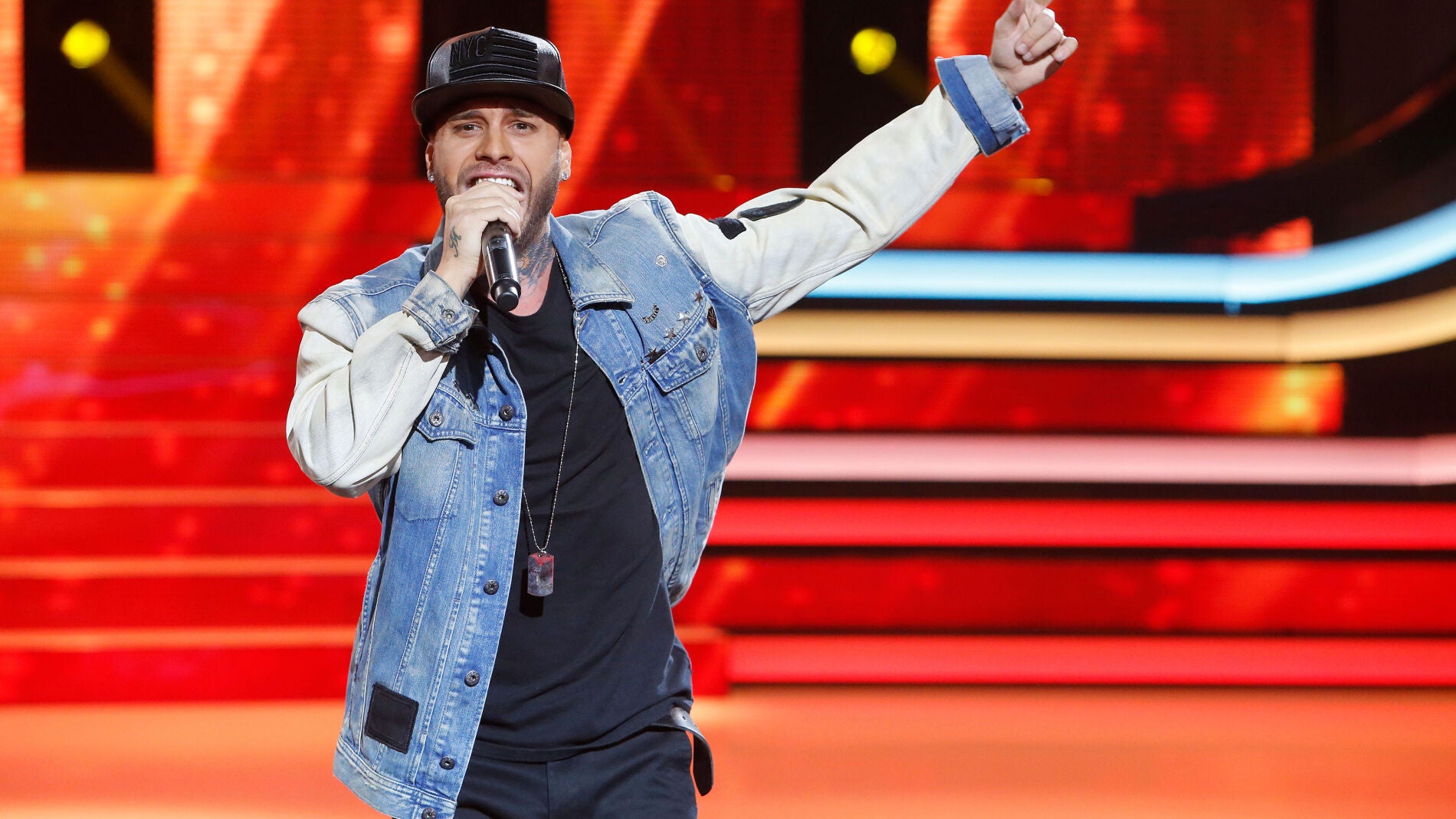 Adri&aacute;n Rodr&iacute;guez