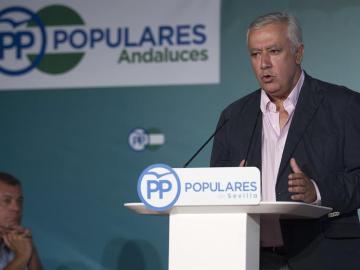  El vicesecretario de Autonomías y Ayuntamientos del PP, Javier Arenas