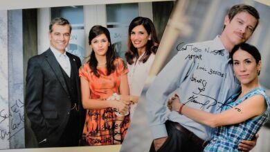 ¿Has ganado una fotografía firmada por los actores de 'Amar'?