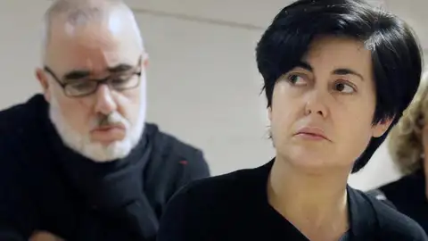 Rosario Porto y Alfonso Basterra en el juicio por la muerte de su hija. Rosario Porto y Alfonso Basterra en el juicio por la muerte de su hija.