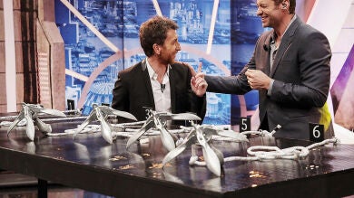 ¿Sabrá diferenciar Hugh Jackman los nudos reales de los que no?