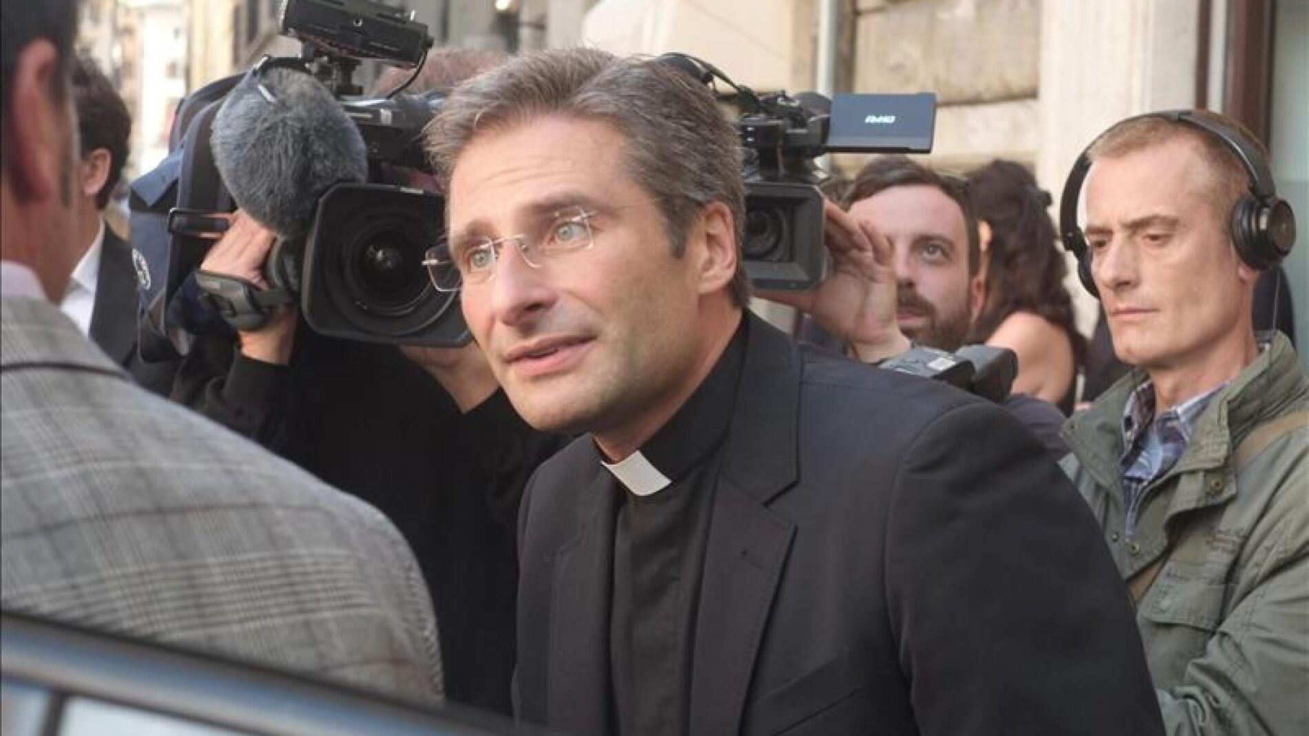 El sacerdote polaco Krzysztof Charamsa, expulsado del Vaticano.