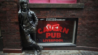 La presencia de John Lennon vuelve a sentirse en Liverpool por el que sería su 75 cumpleaños