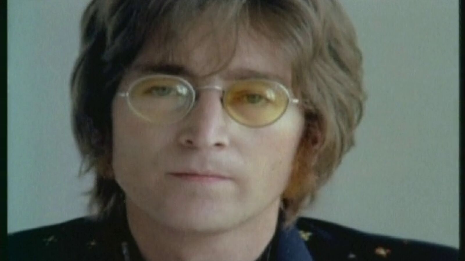 John Lennon, un genio musical y un caradura protagonista de momentos delirantes
