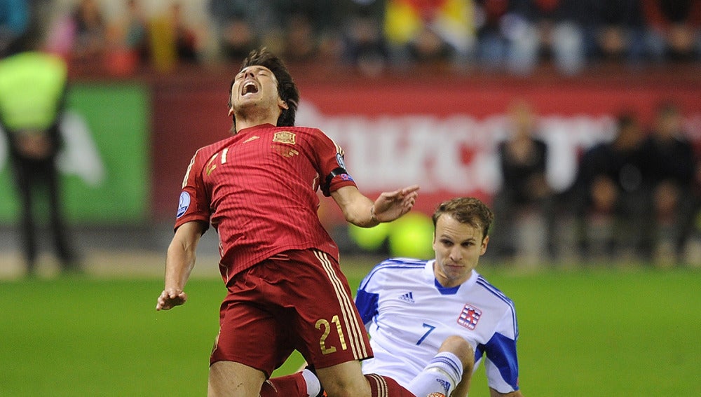 Lars Gerson, entrando por detrás a David Silva