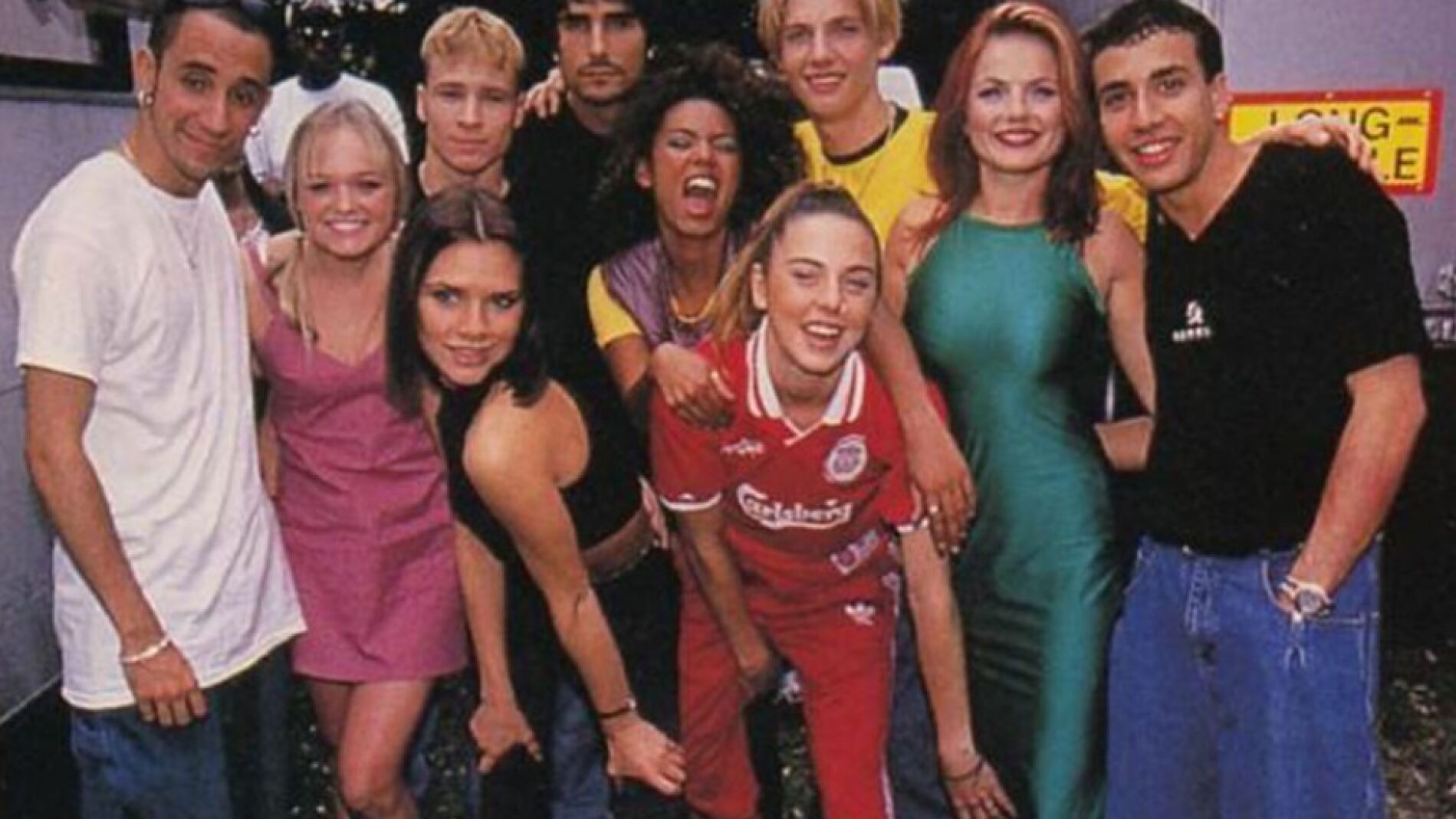 Spice Girls y Backstreet Boys, juntos en una foto de los 90