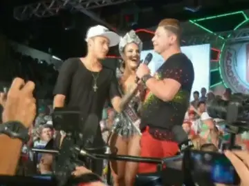 Neymar se divierte en el Carnaval Neymar se divierte en el Carnaval