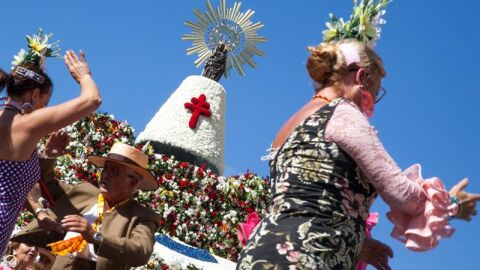 La ofrenda floral de la Virgen del Pilar bate un r&eacute;cord con casi 300.000 oferentes
