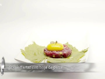 Steak tartar con hoja de parra