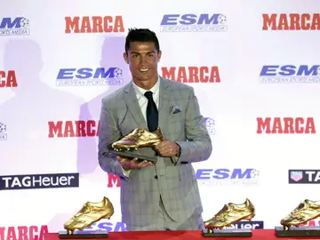 Cristiano Ronaldo con su cuarta Bota de Oro Cristiano Ronaldo con su cuarta Bota de Oro