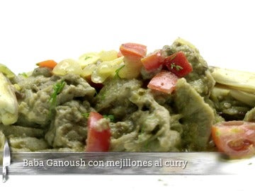 Baba Ganoush con mejillones al curry