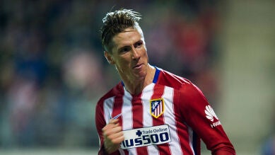 A Fernando Torres se le resiste el gol 100 con el Atlético