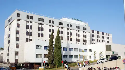Hospital Universitario Reina Sofía de Córdoba Hospital Universitario Reina Sofía de Córdoba