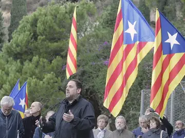 Oriol Junqueras en la ofrenda floral al expresidente de la Generalitat Lluis Companys. Oriol Junqueras en la ofrenda floral al expresidente de la Generalitat Lluis Companys.