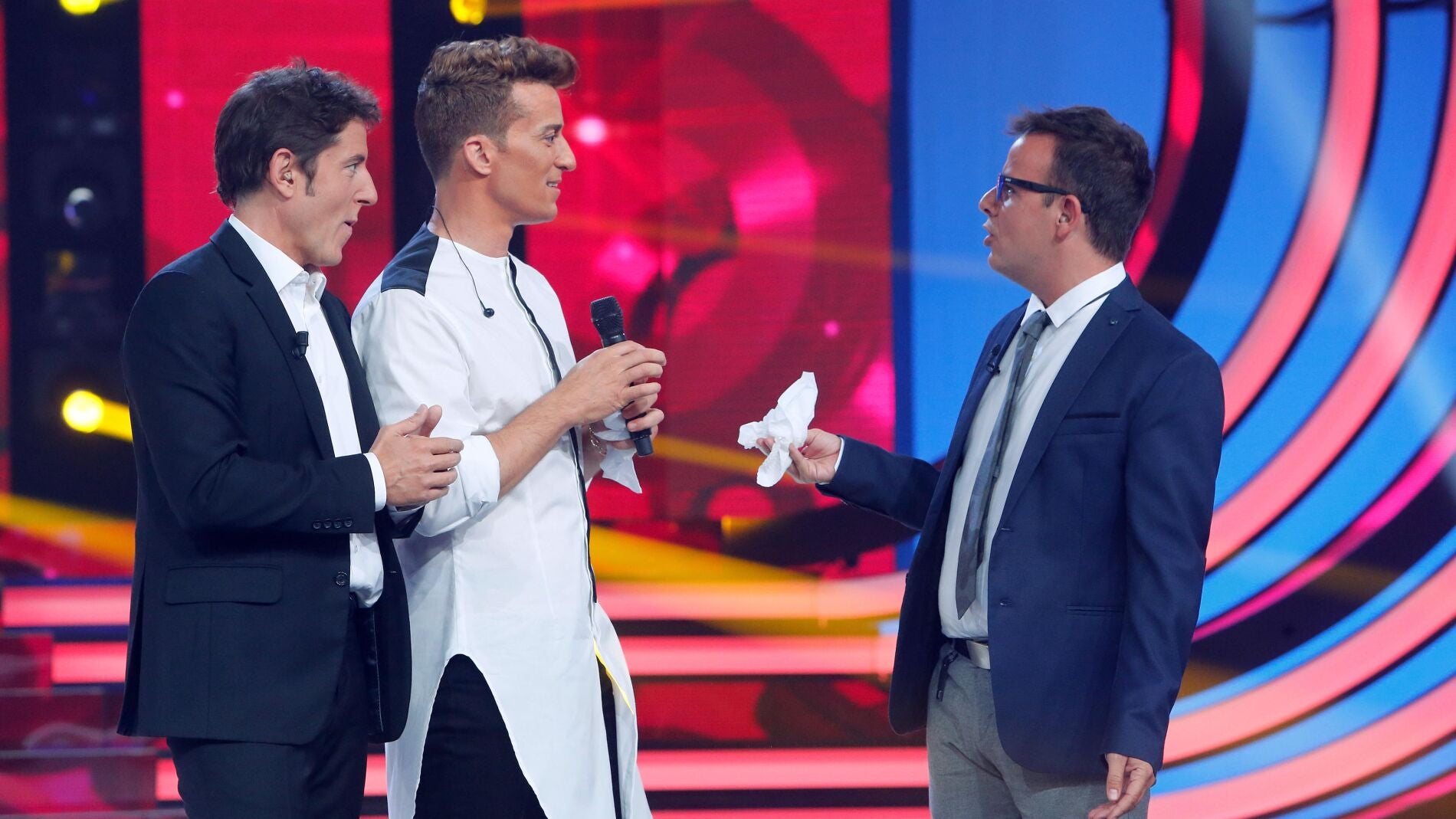 &Agrave;ngel Ll&agrave;cer cree que Pablo Puyol tiene "una mordidita"