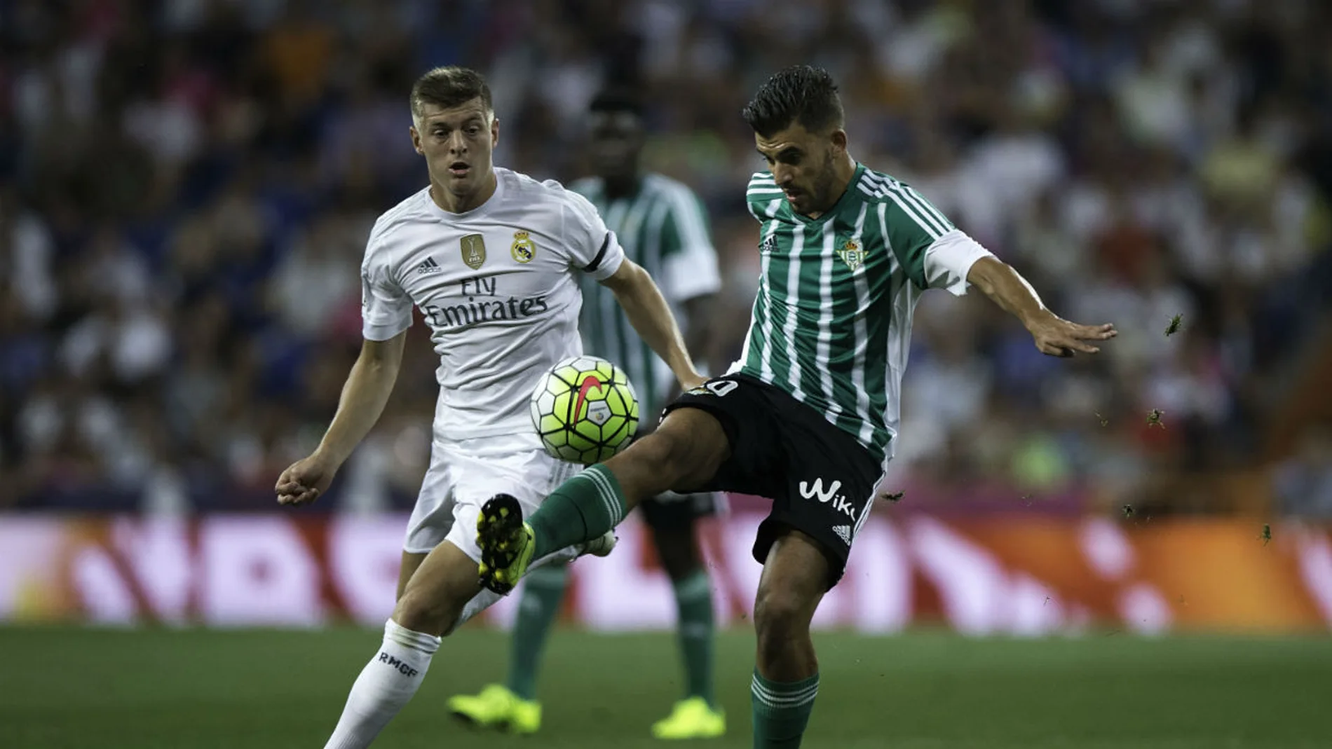 Ceballos ante Kroos Ceballos ante Kroos
