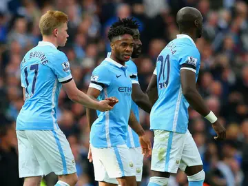 Hat-trick de Sterling Hat-trick de Sterling