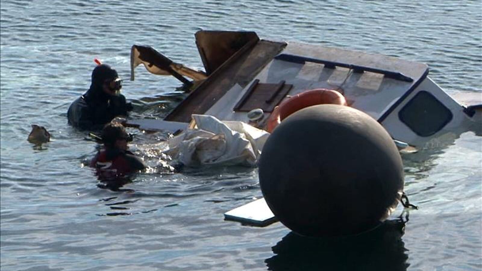 Una mujer y tres niños inmigrantes mueren ahogados frente a la isla griega de Kalimnos