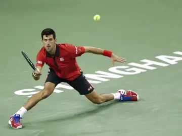 Djokovic resta una pelota en Shanghái Djokovic resta una pelota en Shanghái