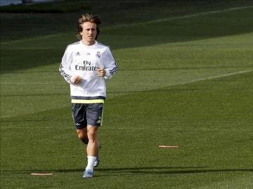 Modric durante el entrenamiento con el Real Madrid