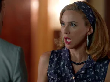 Mateo confiesa a Clara el secreto de Alberto Mateo confiesa a Clara el secreto de Alberto