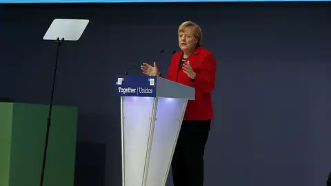 La canciller alemana, Angela Merkel, durante el Congreso del PPE La canciller alemana, Angela Merkel, durante el Congreso del PPE
