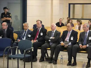 Los exdirectivos de Novacaixagalicia en el banquillo Los exdirectivos de Novacaixagalicia en el banquillo