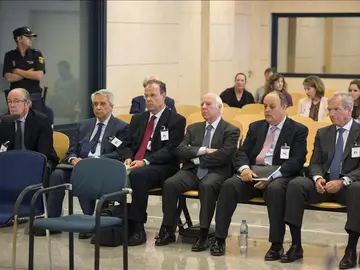 Los exdirectivos de Novacaixagalicia en el banquillo Los exdirectivos de Novacaixagalicia en el banquillo