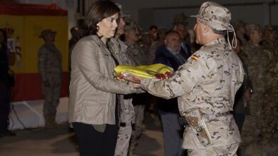 España descuelga su bandera en Afganistán tras 13 años de misión militar